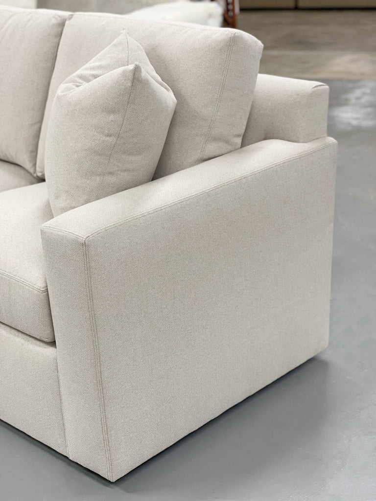 STANDARD TRACK ARM U SECTIONAL - HENDRICKS
